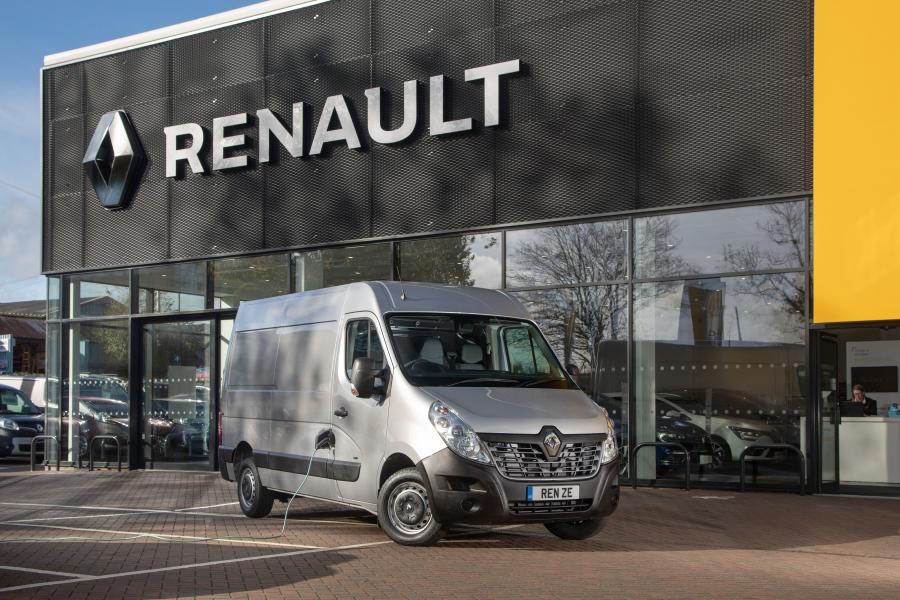  Renault Master Z.E. L2H2 2018 года  (UK) (фото 9 из 15)